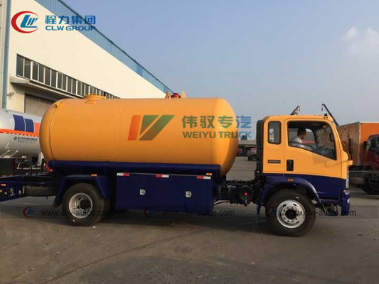 HOWO 140 Horse Power Mobile Gas Filling LPG Distribution Truck 15m3 With Flowmeter