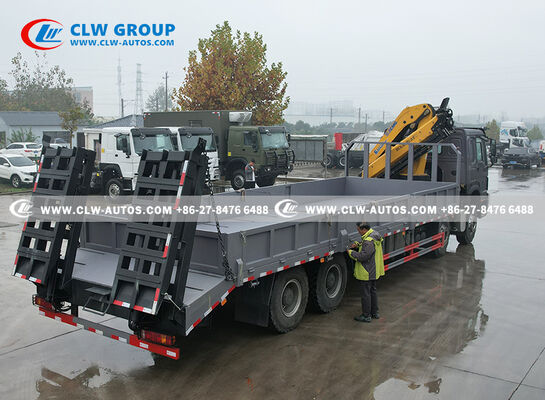 HOWO 8x4 Service Truck with 10-Ton XCMG Knuckle Boom Crane and Hydraulic Access Ladder for Heavy Lifting