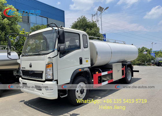 Sinotruk Howo 4x2 RHD 5000L SS304 Milk Tanker Truck